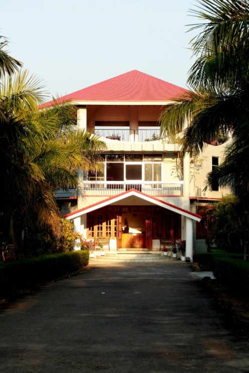 bungalow-exterior-view